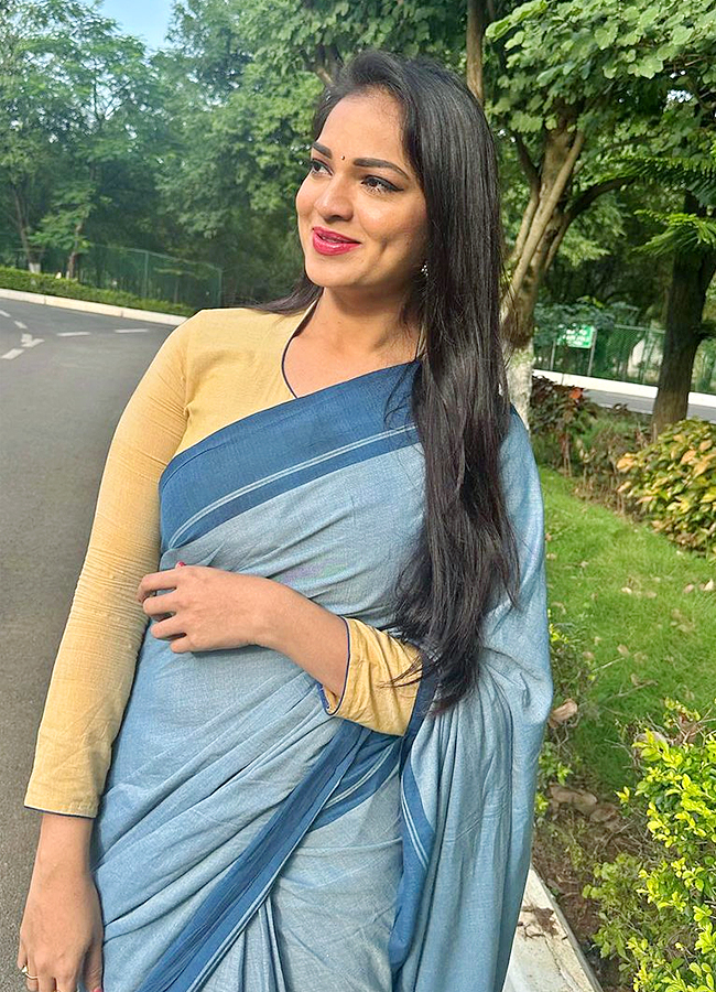 Aswini_20Sree_20in_20Bigg_20Boss_207_20Photos-6.jpg 6