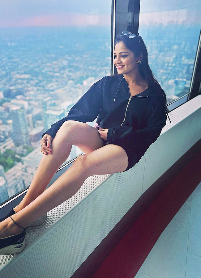 Aswini_20Sree_20in_20Bigg_20Boss_207_20Photos-8.jpg 8