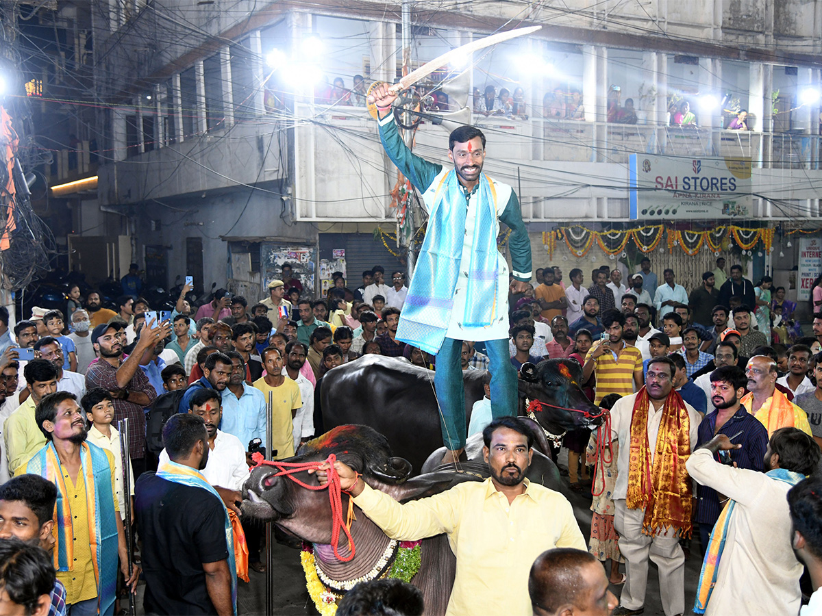 Sadar_20Festival_20in_20Hyderabad_20Photos-5.jpg 5