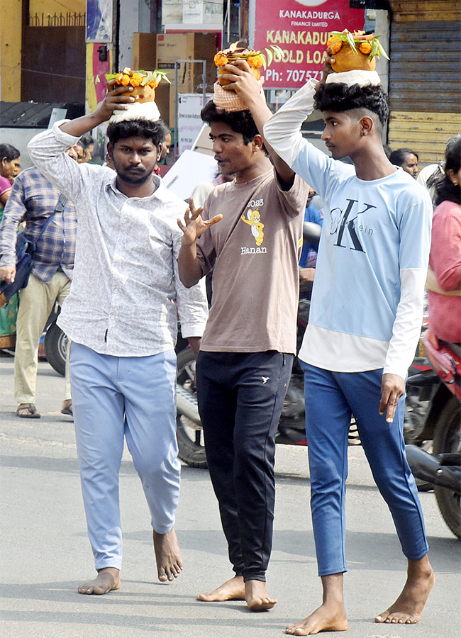 Vizianagaram_20Pydithalli_20Ammavari_20Sirimanotsavam-11.jpg 11