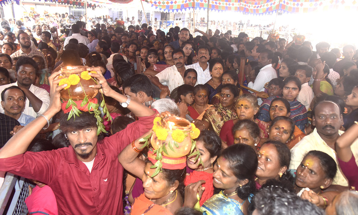Vizianagaram_20Pydithalli_20Ammavari_20Sirimanotsavam-7.jpg 7