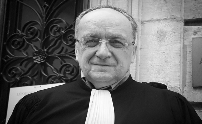 lawer.jpg
