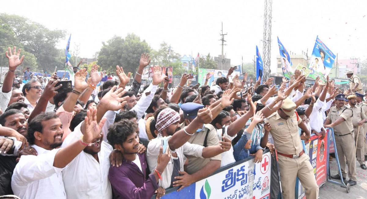 CM-Jagan-Macherla-24.jpeg 23