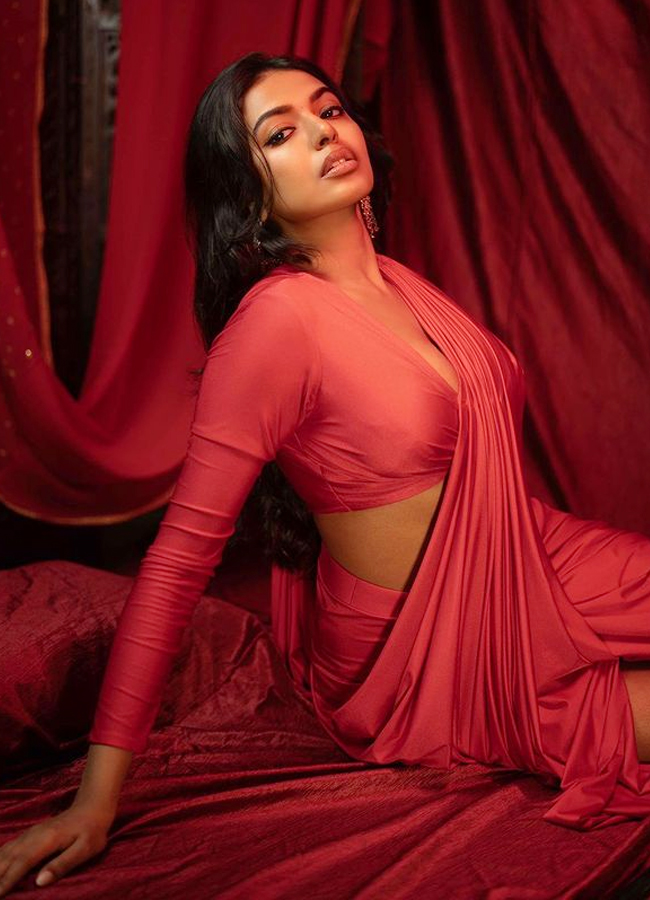 Shivani-Rajasekhar-pics.jpg 8