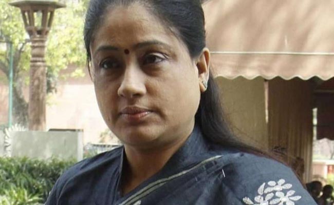 Vijayasanti_Resign.jpg