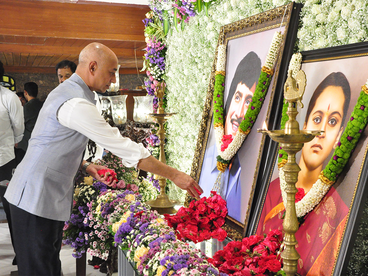 Krishna_201st_20Death_20Anniversary_20Pics-12.jpg 10