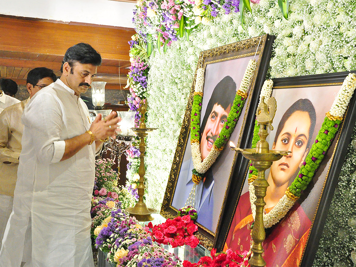 Krishna_201st_20Death_20Anniversary_20Pics-15.jpg 13