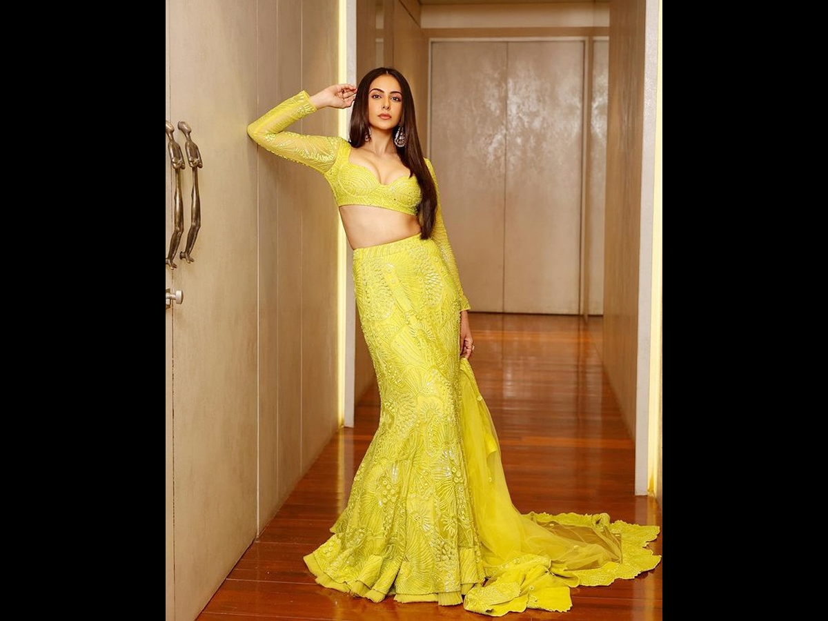 Rakul-Preet-Pics-latest-images.jpg 12