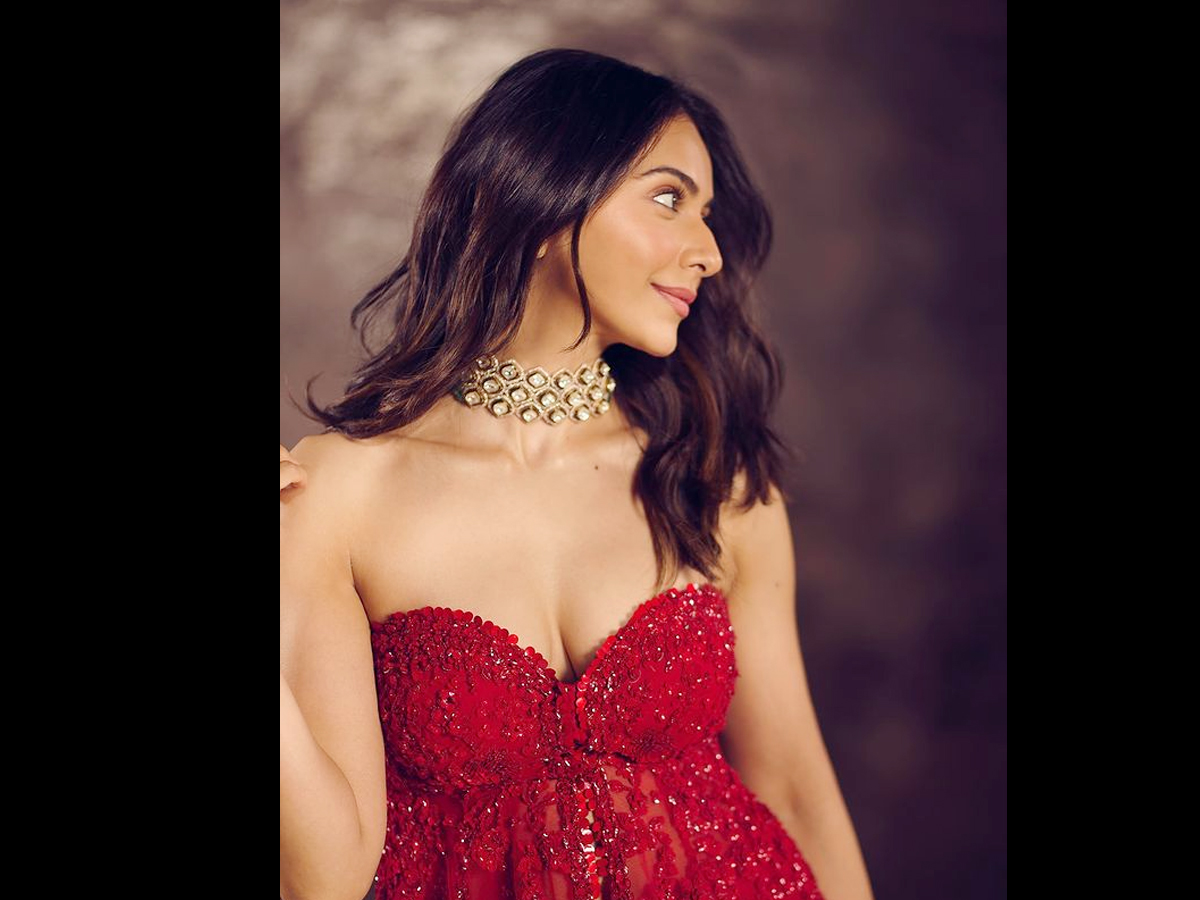 Rakul-Preet-Pics-latest.jpg 10