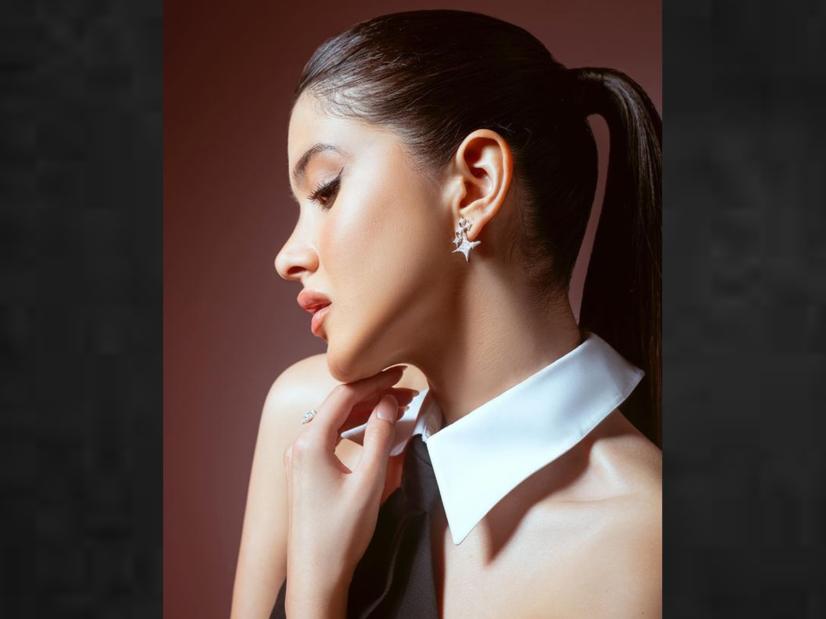 Shanaya-Kapoor-latest-pics.jpg 8