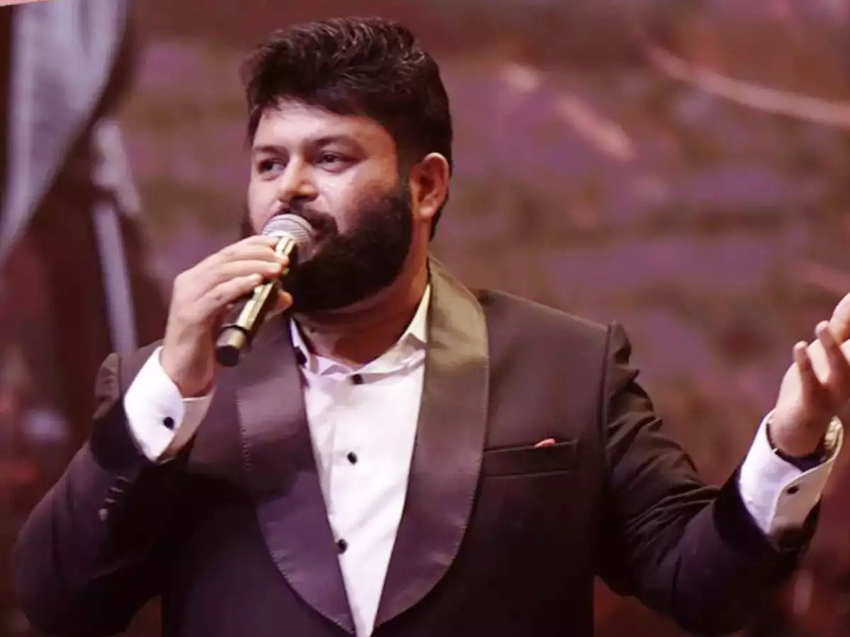 Thaman-birthday-spl-photos.jpg 10