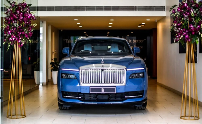 rolls-royce-spectre_0.jpg
