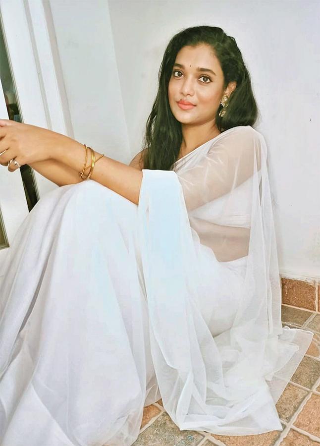 telugu_20actress_20rekha_20boj_20bold_20statement_20over_20india_20won_20world_20cup-3.jpg 3