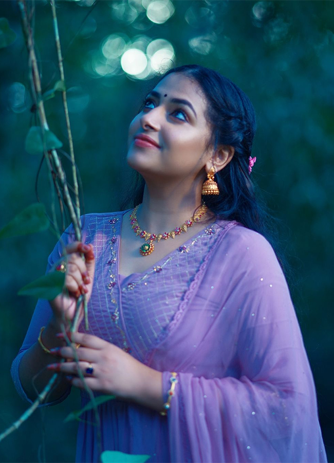 Actress_20Anu_20Sithara_20HD_20Images-11.jpg 11