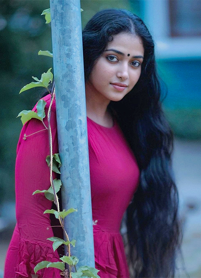 Actress_20Anu_20Sithara_20HD_20Images-6.jpg 6