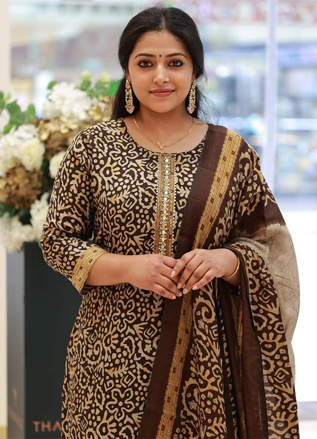 Actress_20Anu_20Sithara_20HD_20Images-8.jpg 8