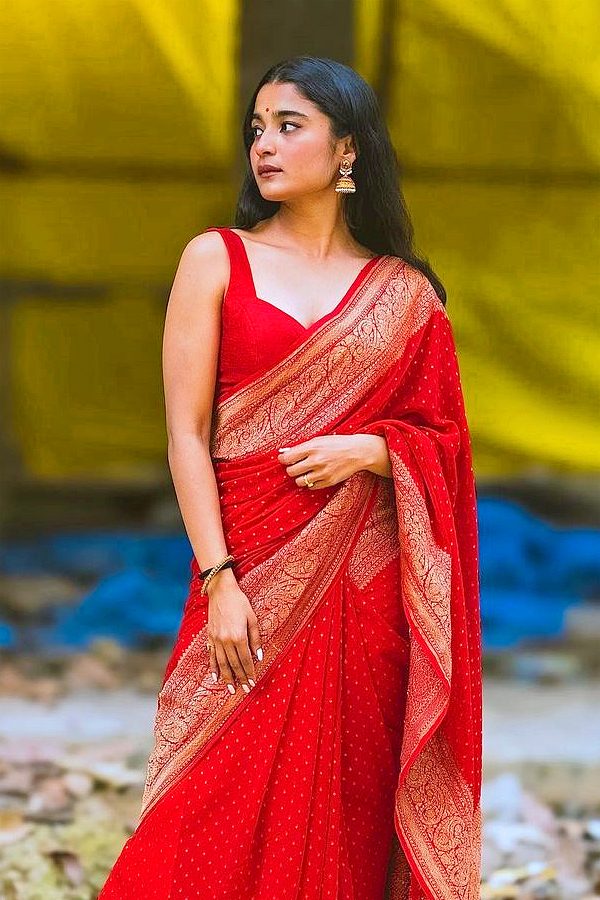 Chaithra_20J_20Achar_20Latest_20Stunning_20Photos_8.jpg 9