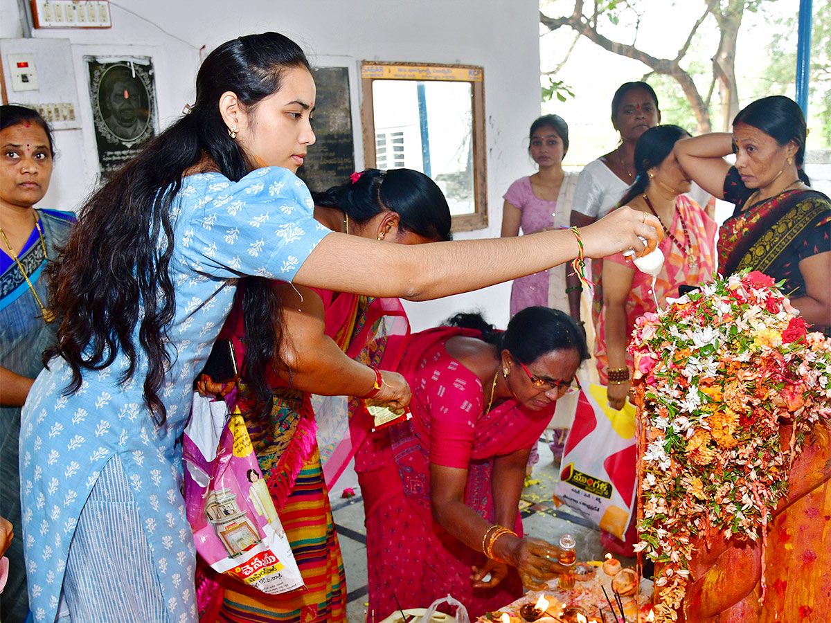nagula_20chavithi_202023_20celebrated_20in_20telugu_20states-1.jpg 1