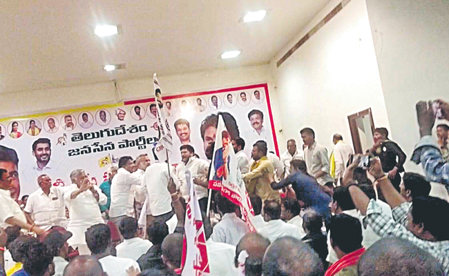 tdpxjanasena.jpg