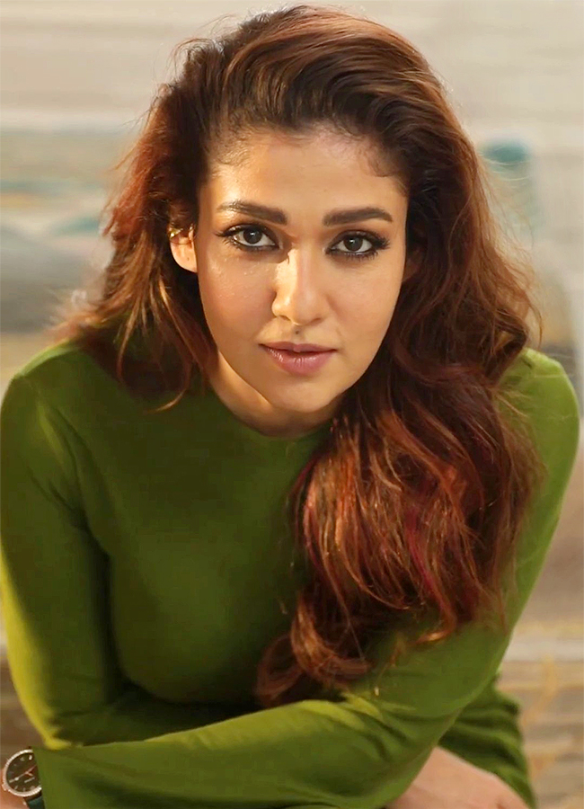 Actress_20Nayanthara_20Happy_20Birthday_20Pics-5.jpg 5