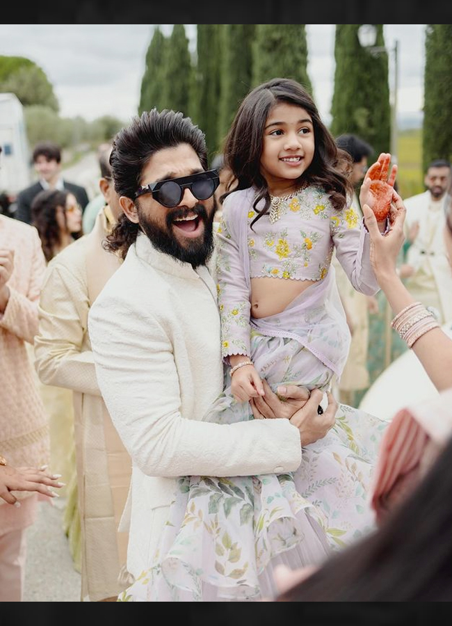 Allu-Arjun-And-Sneha-pics.jpg 8