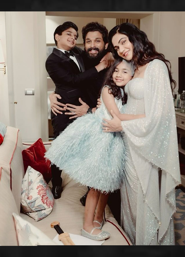 Allu-Arjun-family.jpg 4