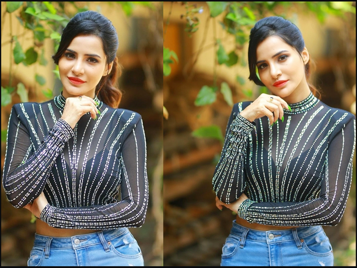 Ashu-Reddy-insta-pics.jpg 1