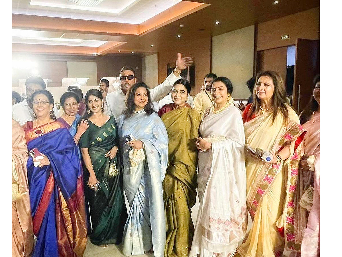 Actress_20Karthika_20Nair_20Wedding_20PHotos_15.jpg 14