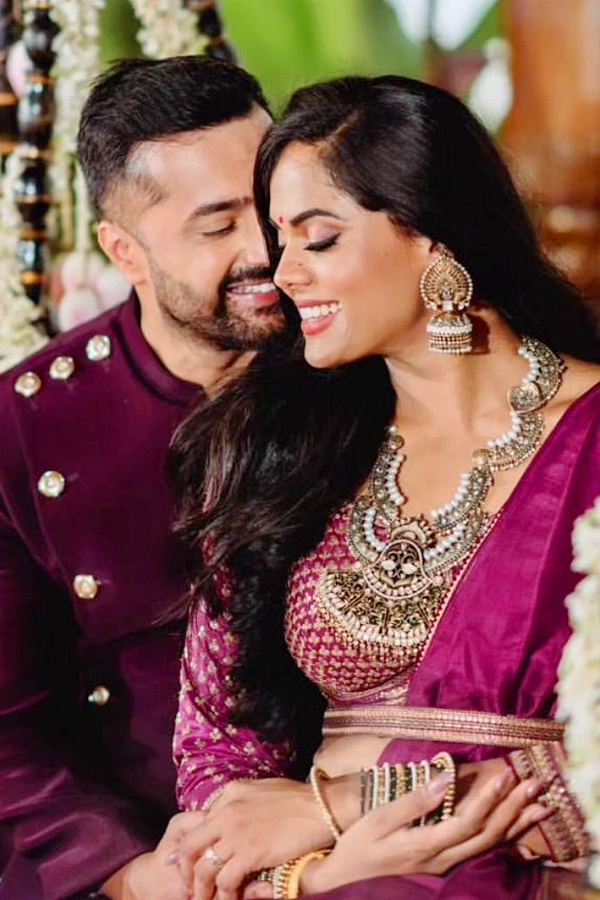 Actress_20Karthika_20Nair_20Wedding_20PHotos_8.jpg 8