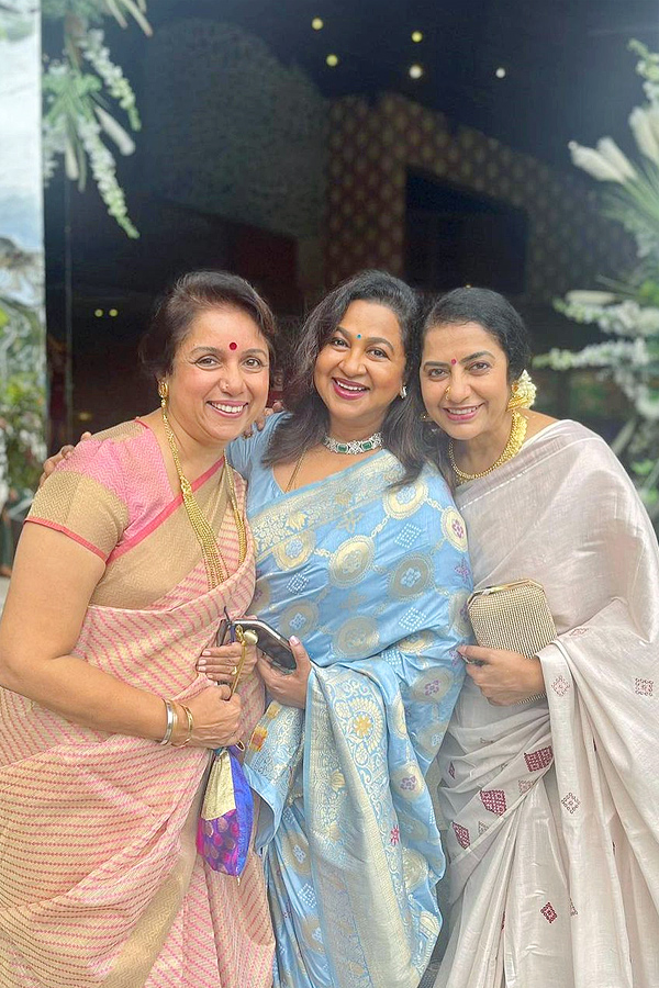 Actress_20Karthika_20Nair_20Wedding_20PHotos_9.jpg 9