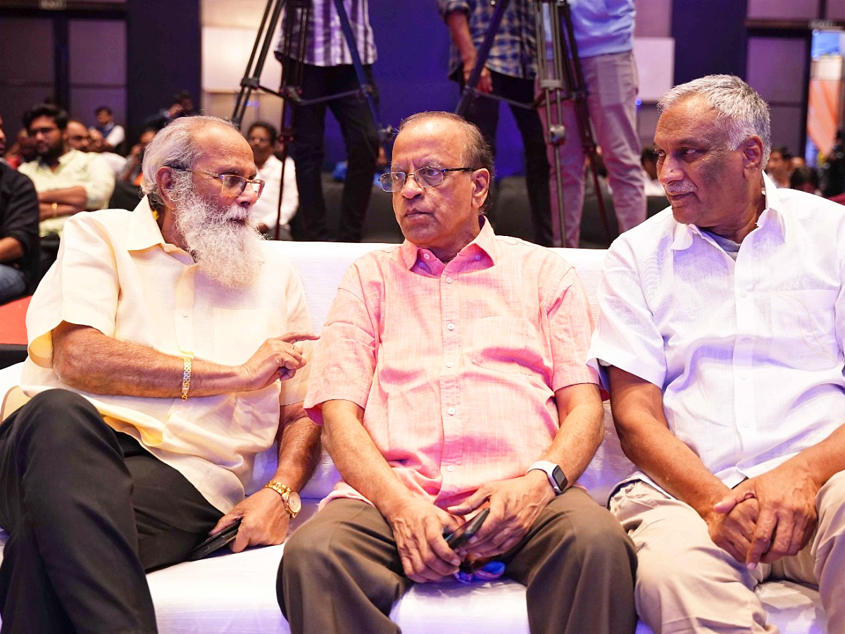 Santosham_20OTT_20Awards_20Photos_33.jpg 34
