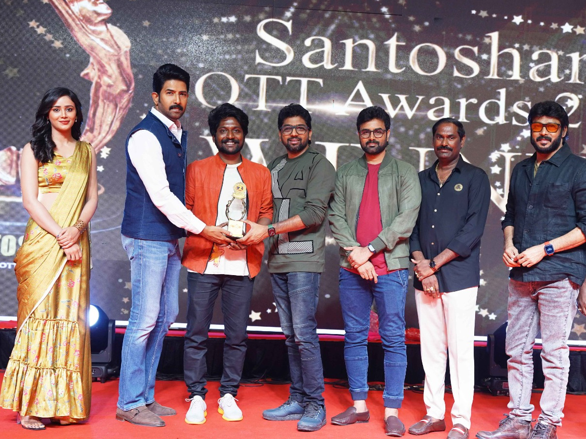 Santosham_20OTT_20Awards_20Photos_36.jpg 37