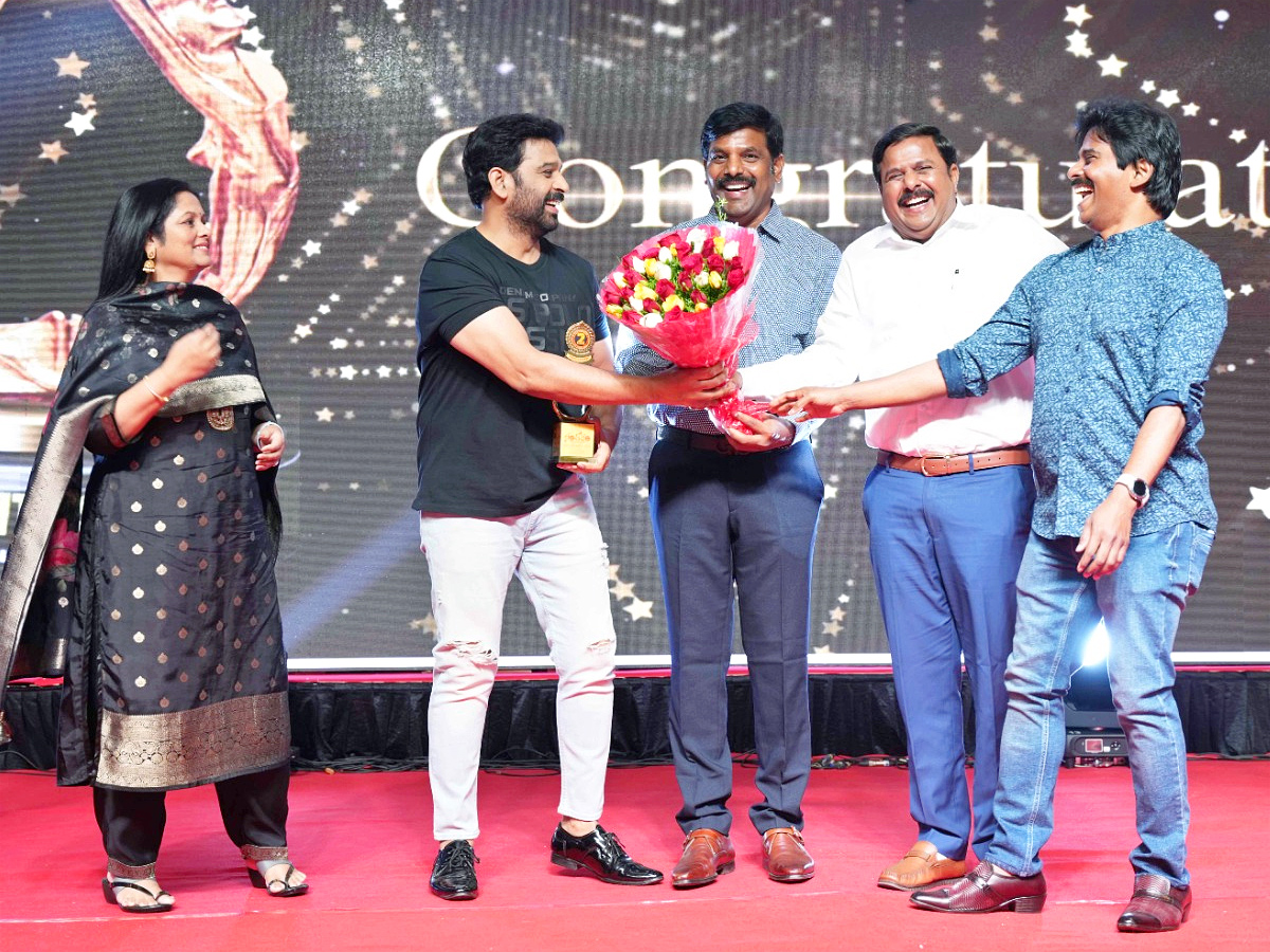 Santosham_20OTT_20Awards_20Photos_38.jpg 39