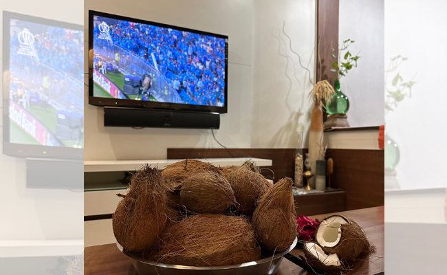 coconuts-ordered-india-win.jpg