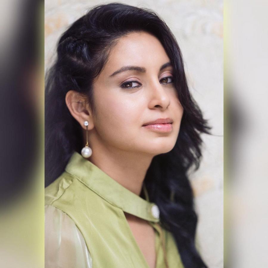 Abhinaya-15.jpg 16