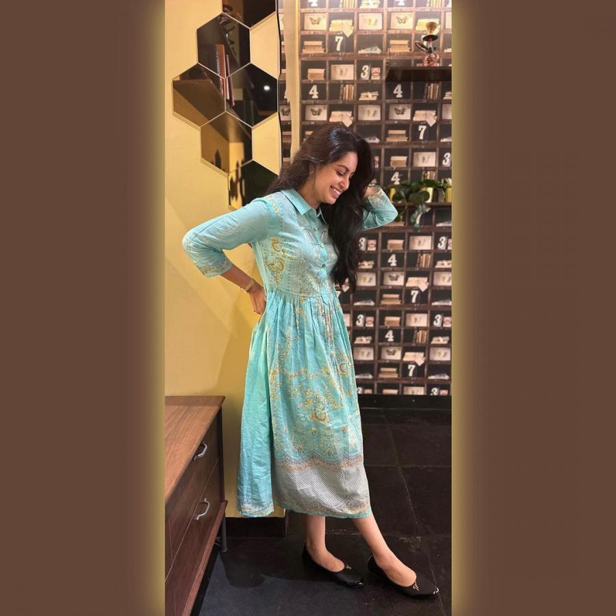 Abhinaya-25.jpg 26