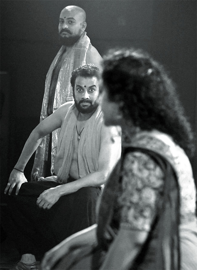 Actor_20Uttej_20unseen_20photos-14.jpg 14