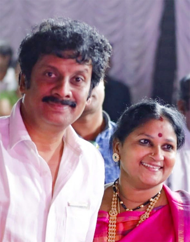 Actor_20Uttej_20unseen_20photos-17.jpg 17