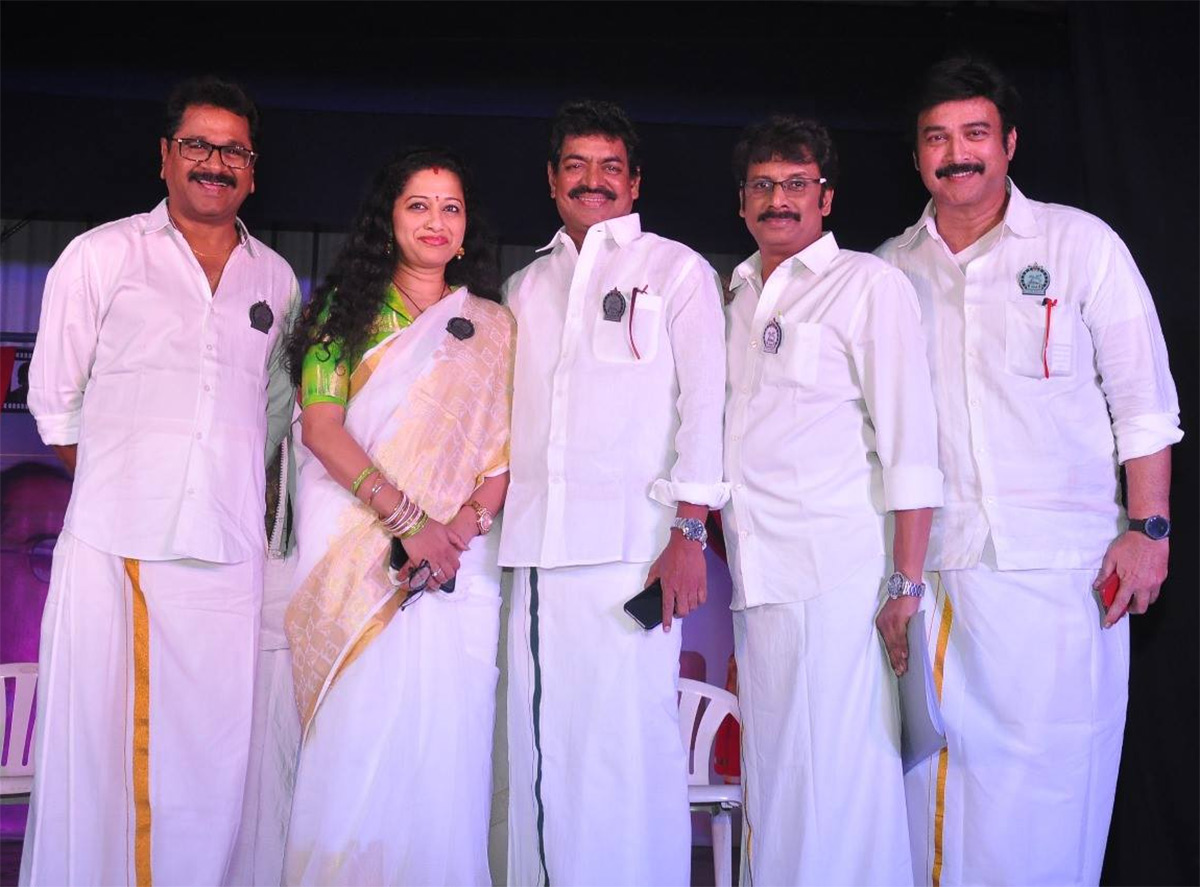Actor_20Uttej_20unseen_20photos-31.jpg 31
