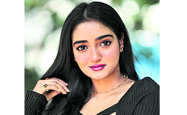 Hrithika_20Srinivas_20_282_29.jpg