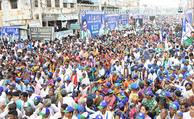YSRCP-Samajika-Sadhikara-Bus-Yatra.jpg