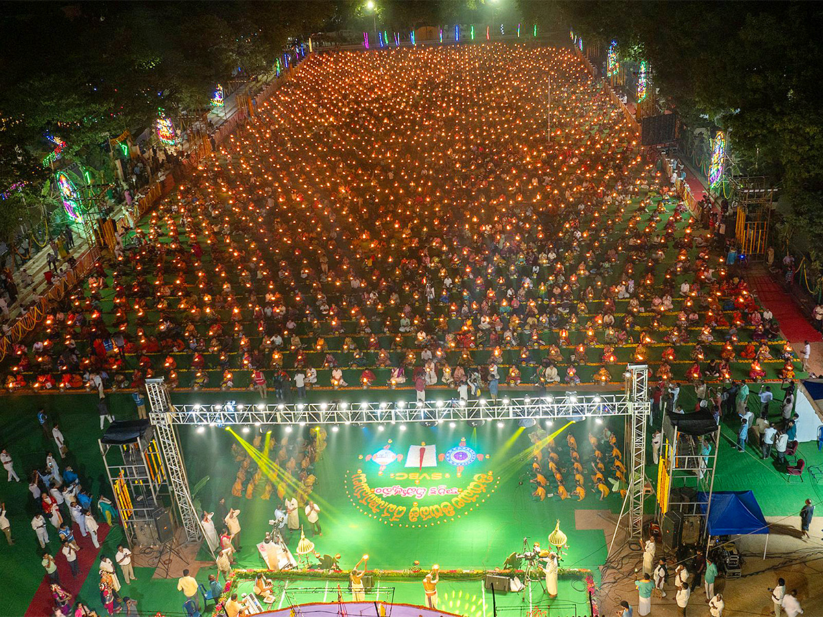 Karthika_20Deepotsavam_20In_20Tirupati_20Photos-2.jpg 2