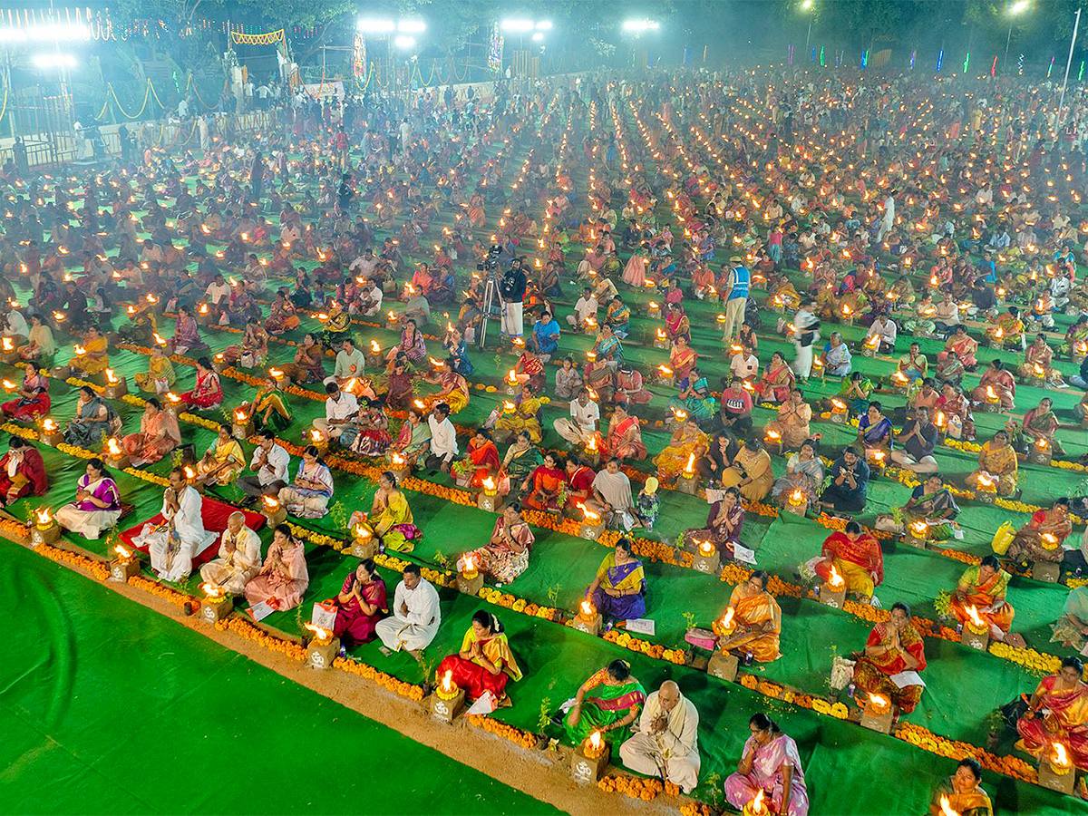 Karthika_20Deepotsavam_20In_20Tirupati_20Photos-3.jpg 3