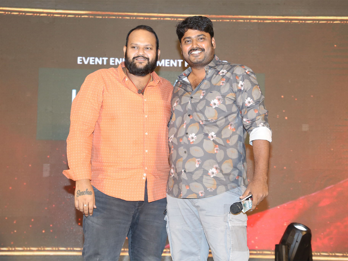Panja_20Vaisshnav_20Tej_20Aadikeshava_20Movie_20Pre_20Release_20Event_20Pics-5.jpg 5