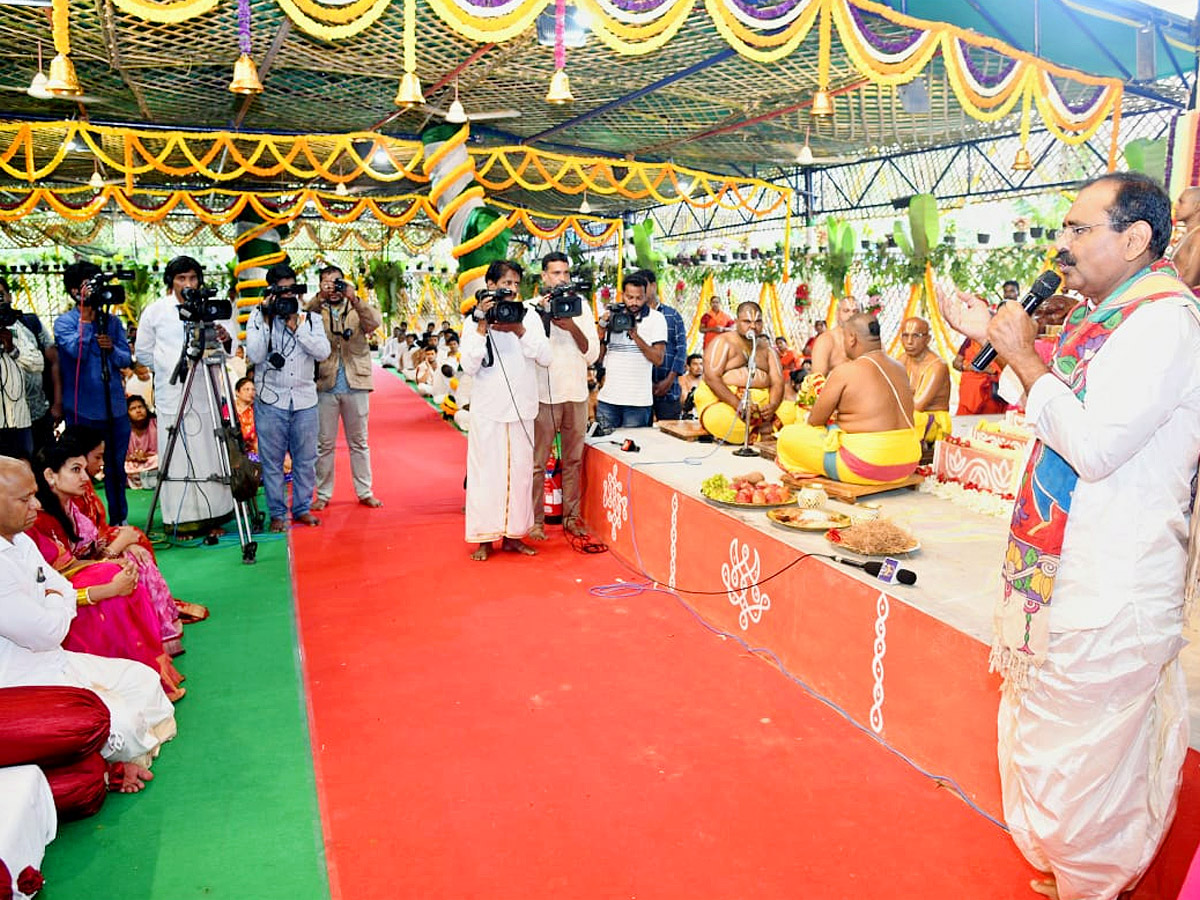 Sri_20Srinivasa_20Divyanugrah_20Homam_20PHotos_23.jpg 23