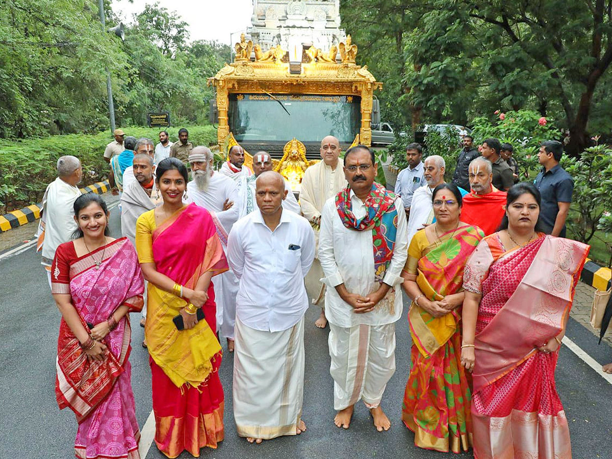 Sri_20Srinivasa_20Divyanugrah_20Homam_20PHotos_28.jpg 28