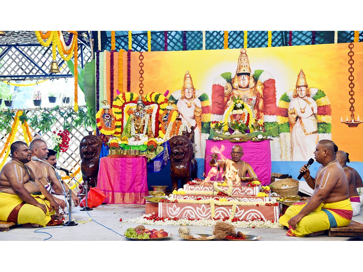 Sri_20Srinivasa_20Divyanugrah_20Homam_20PHotos_4.jpg 5