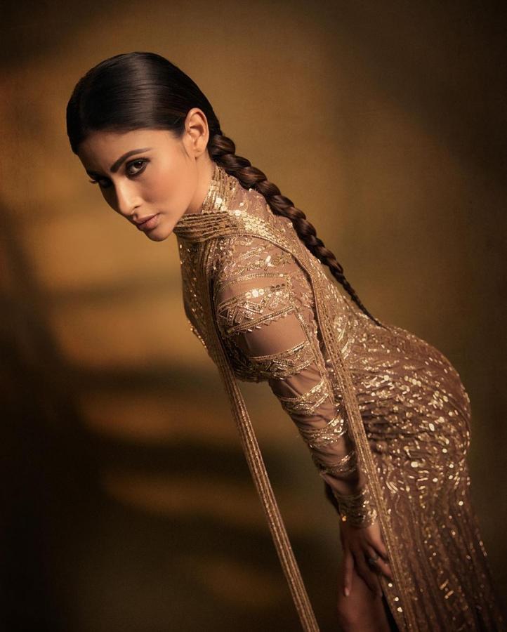 Mouni-roy-insta-pics.jpg 8