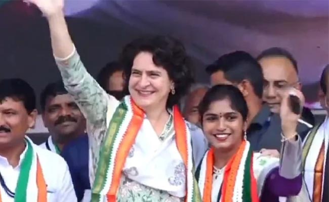 Priyanka-gandhi.jpg