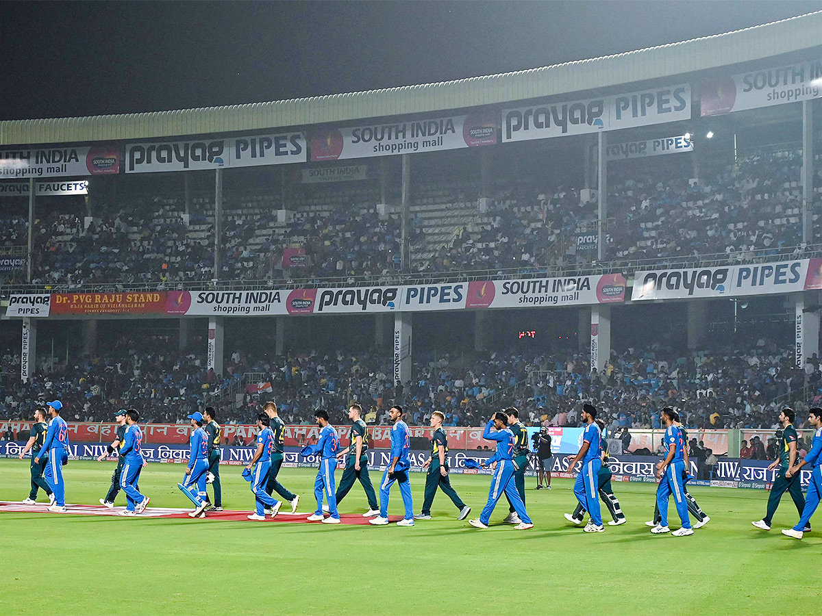 Twenty20_20international_20cricket_20match_20between_20India_20and_20Australia_20-5.jpg 5